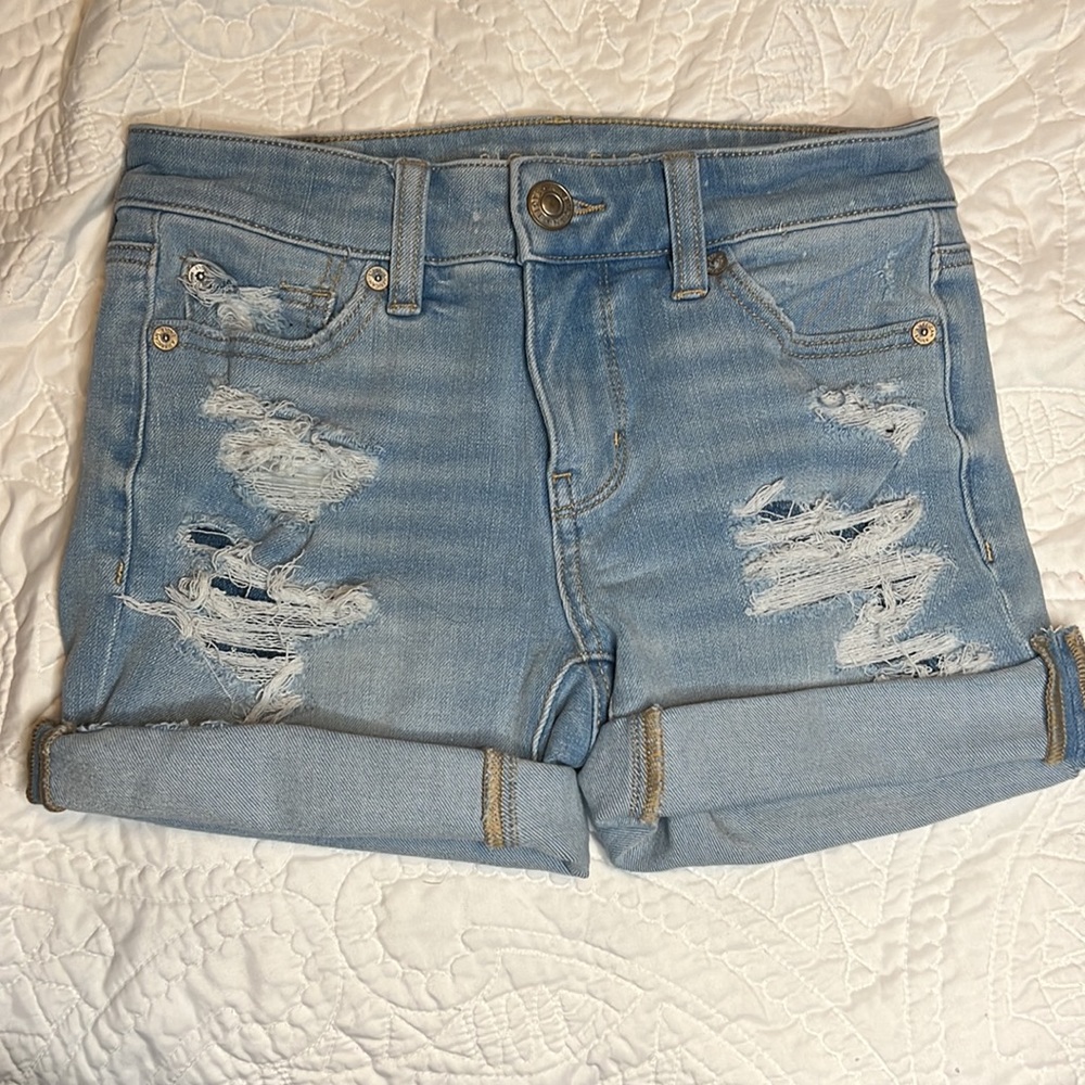 american eagle ripped shorts! “the dream short” size 0
